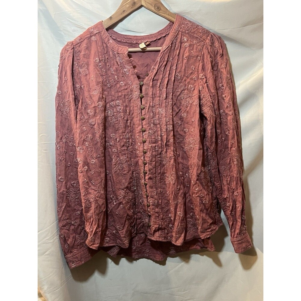ANTHROPOLOGIE Pilcro Floral Embroidered Jolie Pintuck Button Up Top Maeve Med